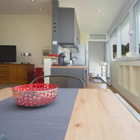 Stunning View سبليت