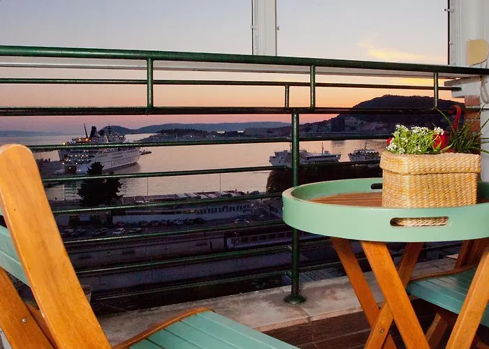 Διαμέρισμα Stunning View *