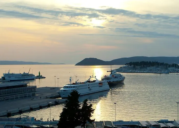 Διαμέρισμα Stunning View *